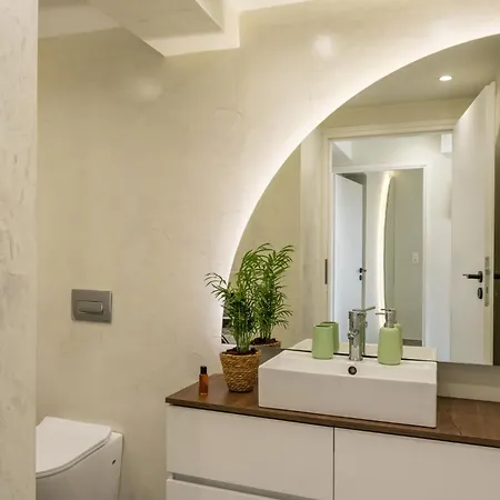 Apartment S12 *